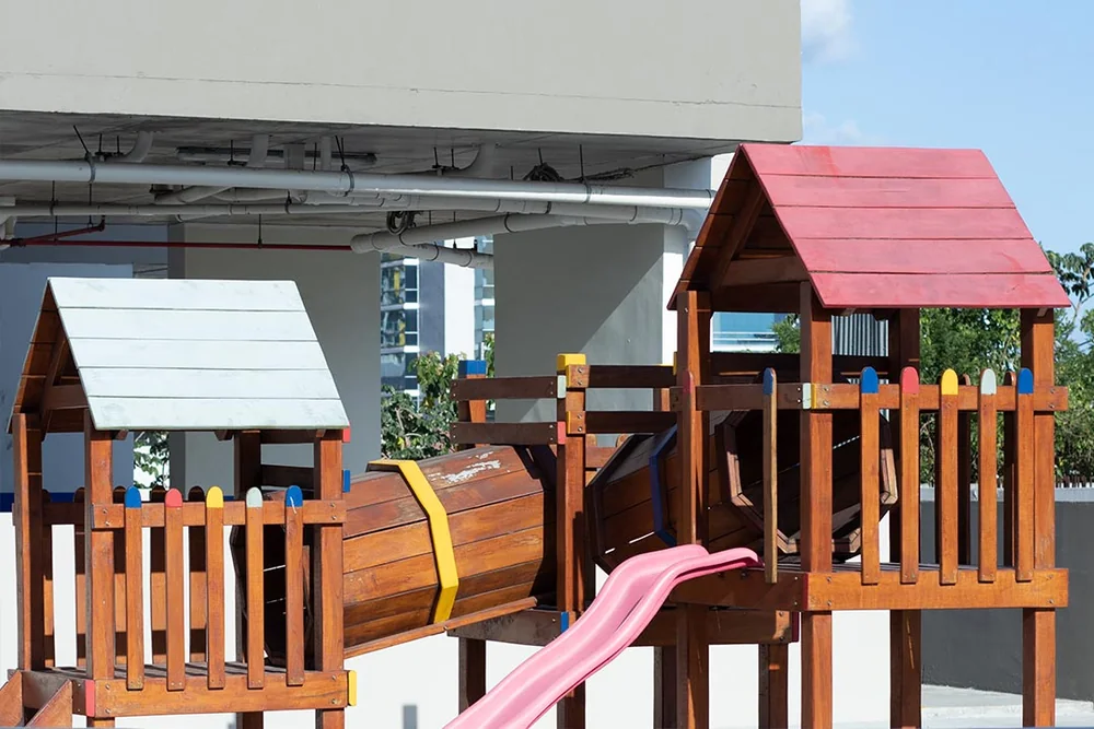 Área de juegos infantiles del proyecto Venice Place